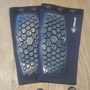 Donjoy knee pads